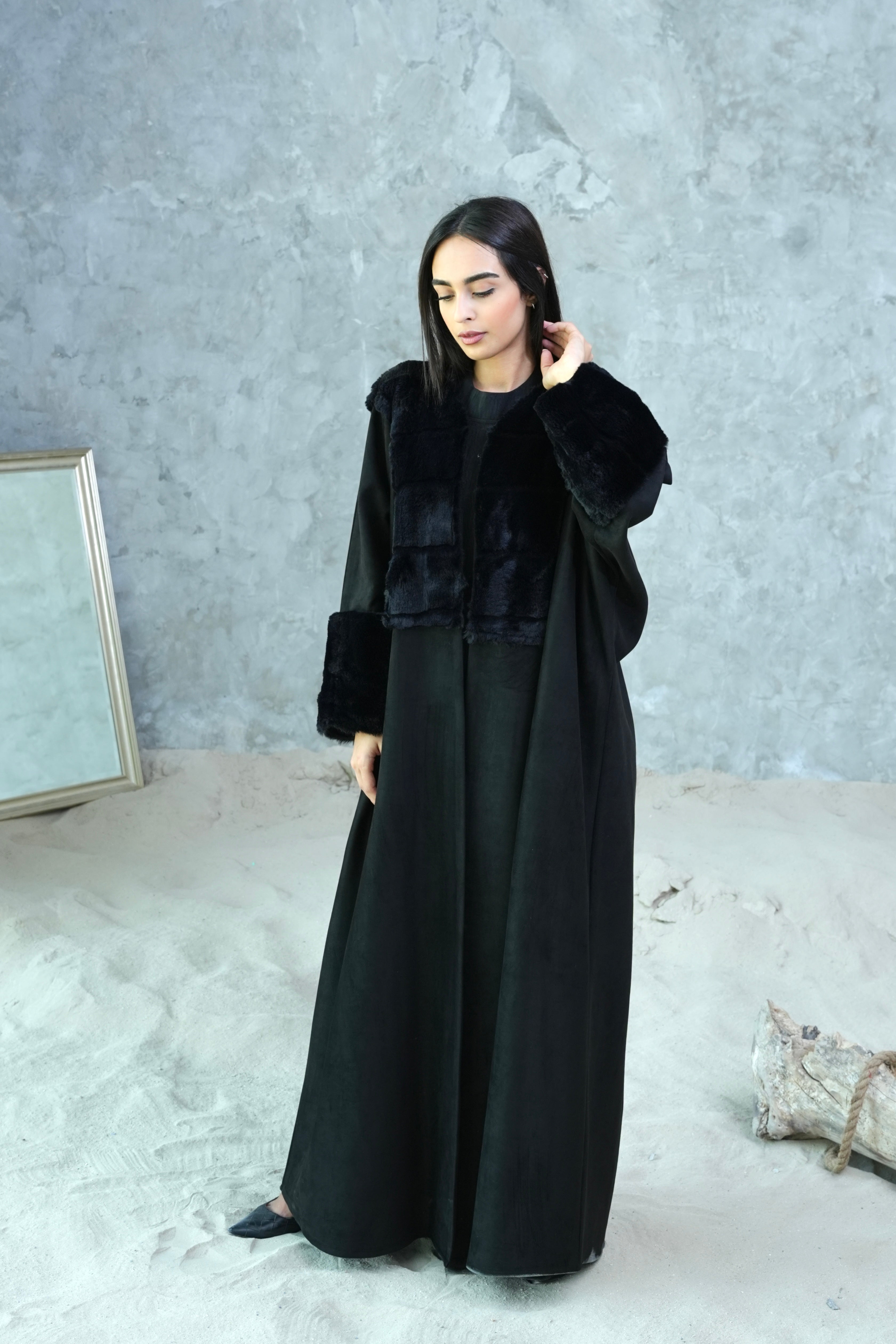 ELEGANT BLACK FUR ABAYA #366