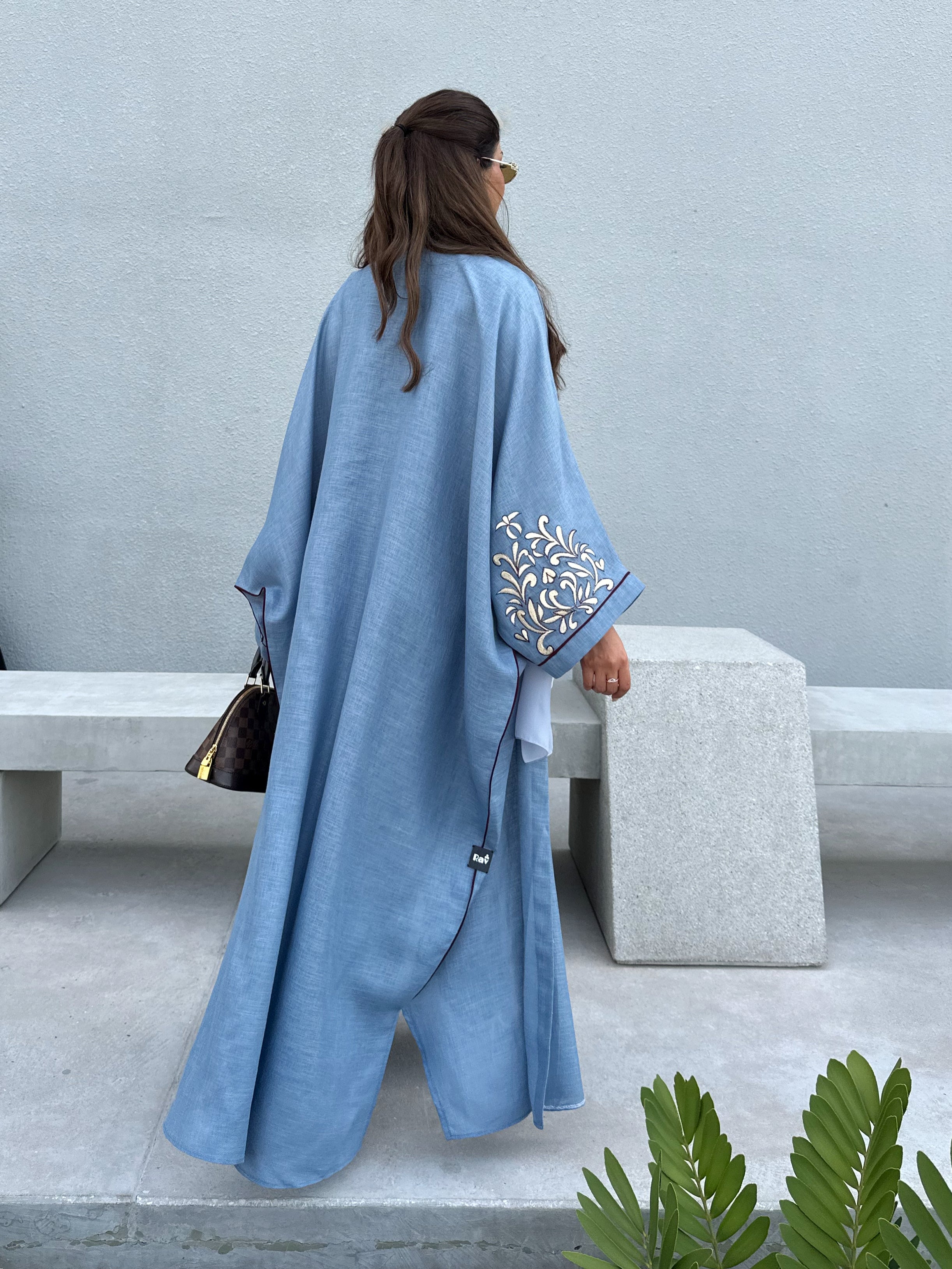 BLUE LINEN BISHT ABAYA #474