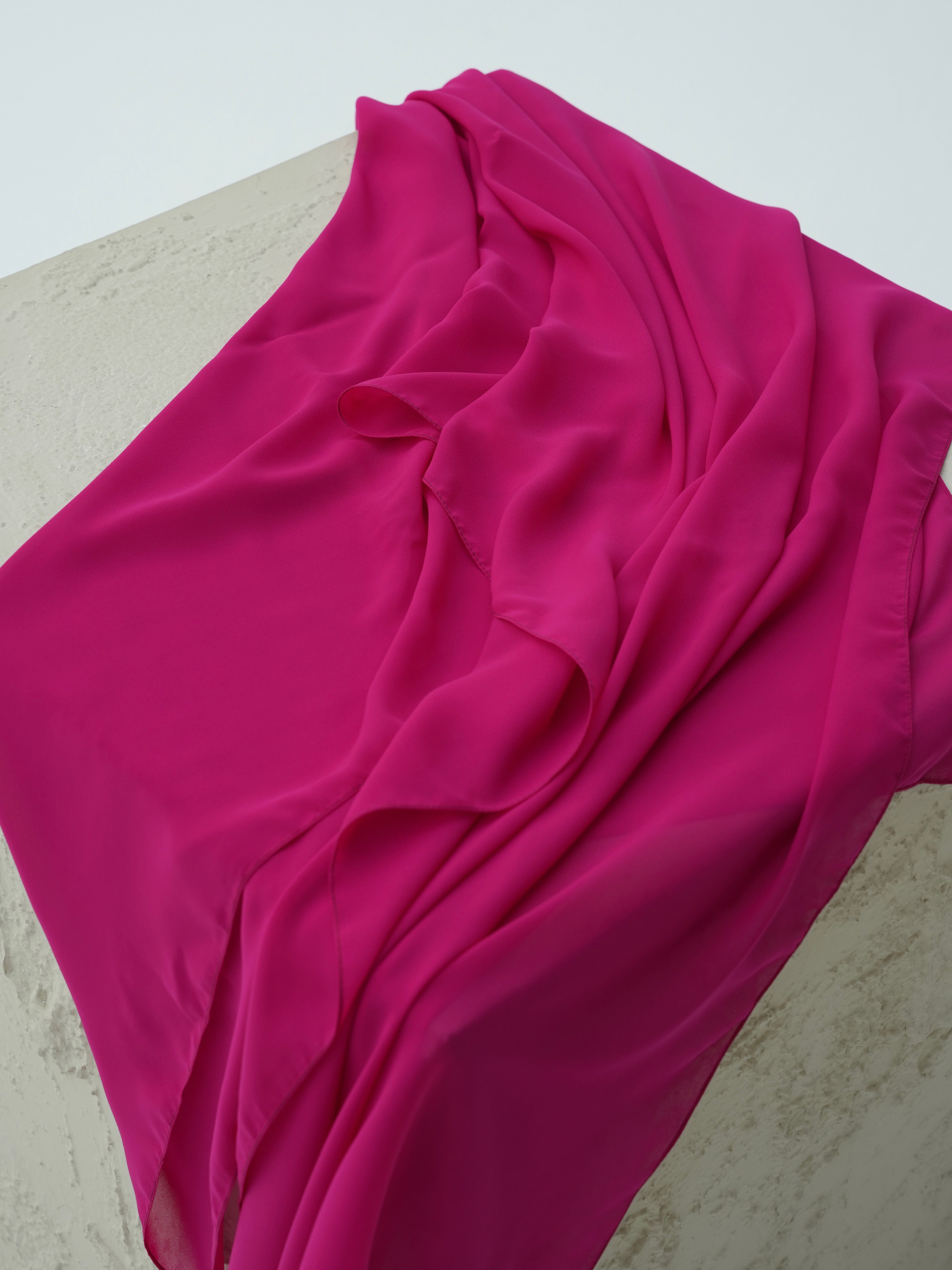 HOT PINK HIJAB #537