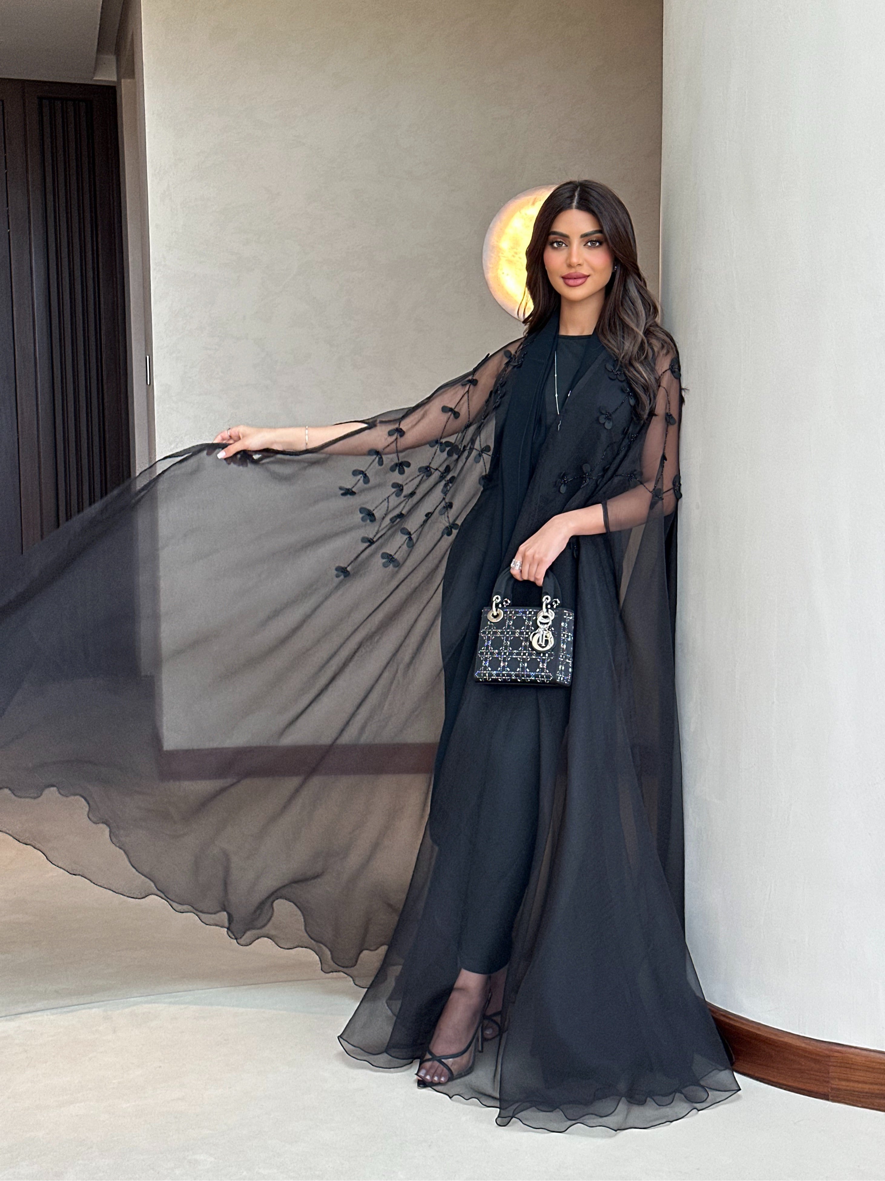 NOIR DRAMA ABAYA #606