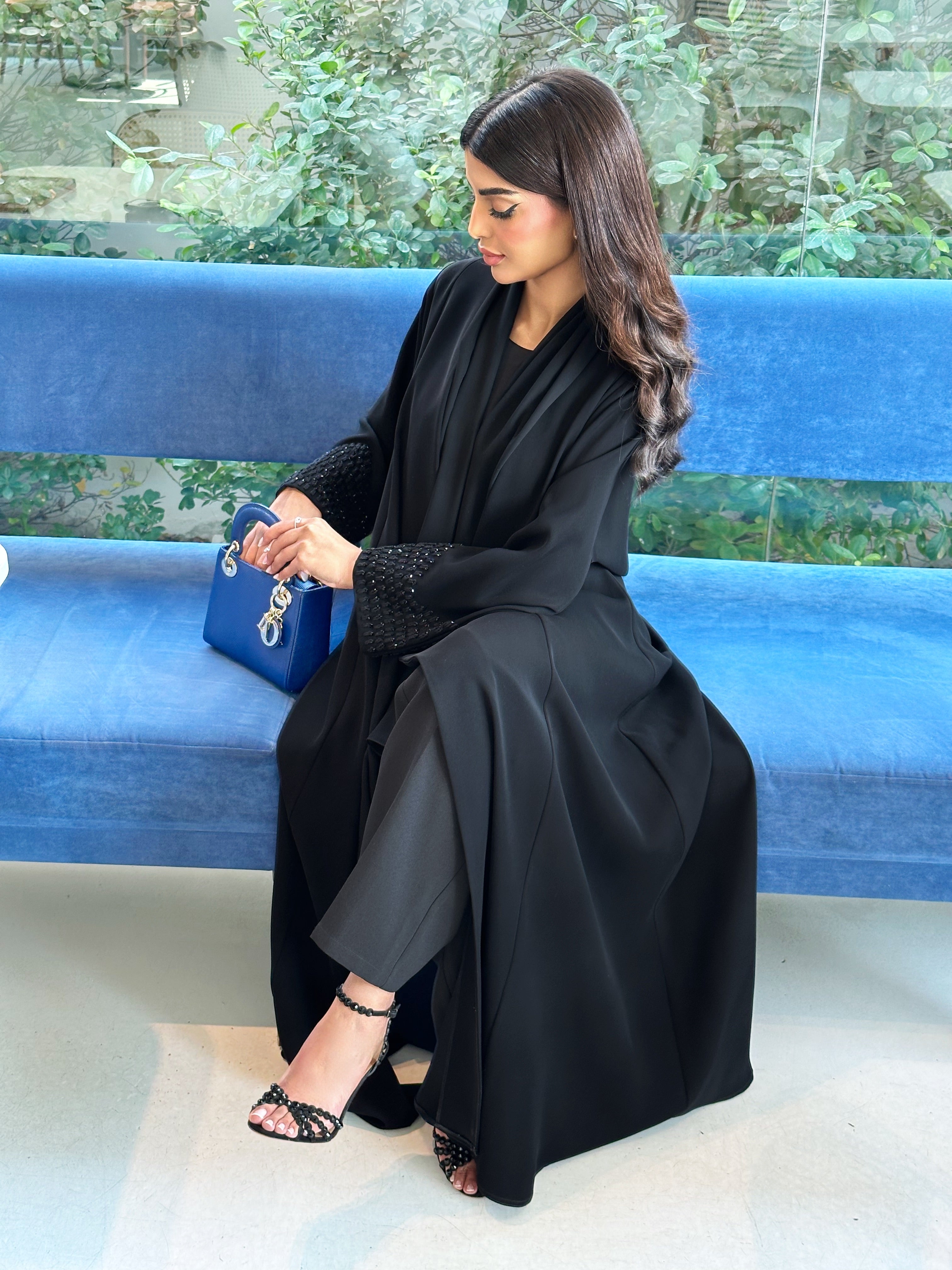 CLASSIC BLACK ABAYA #565