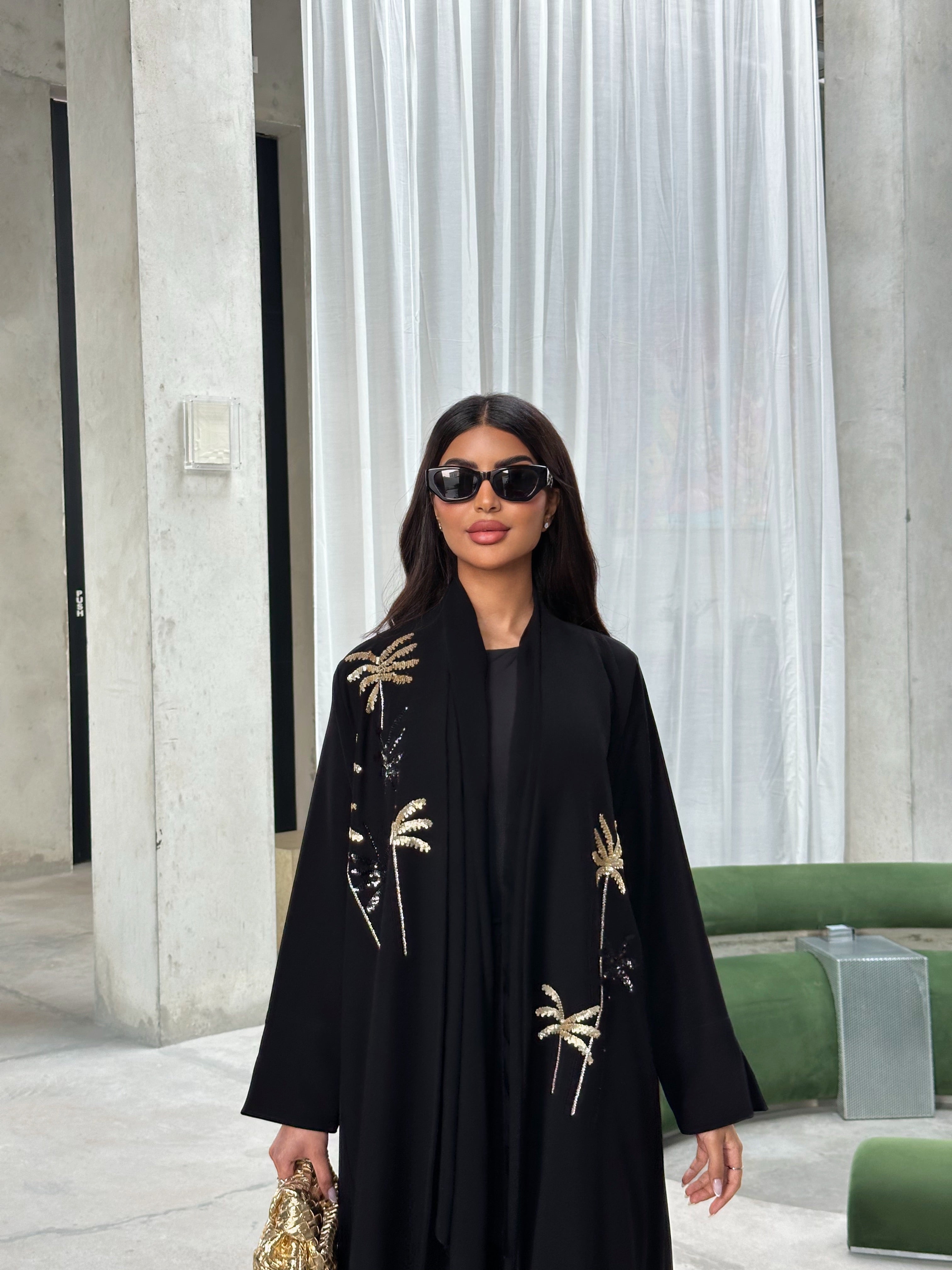 LUXURIOUS PALMS ABAYA #561