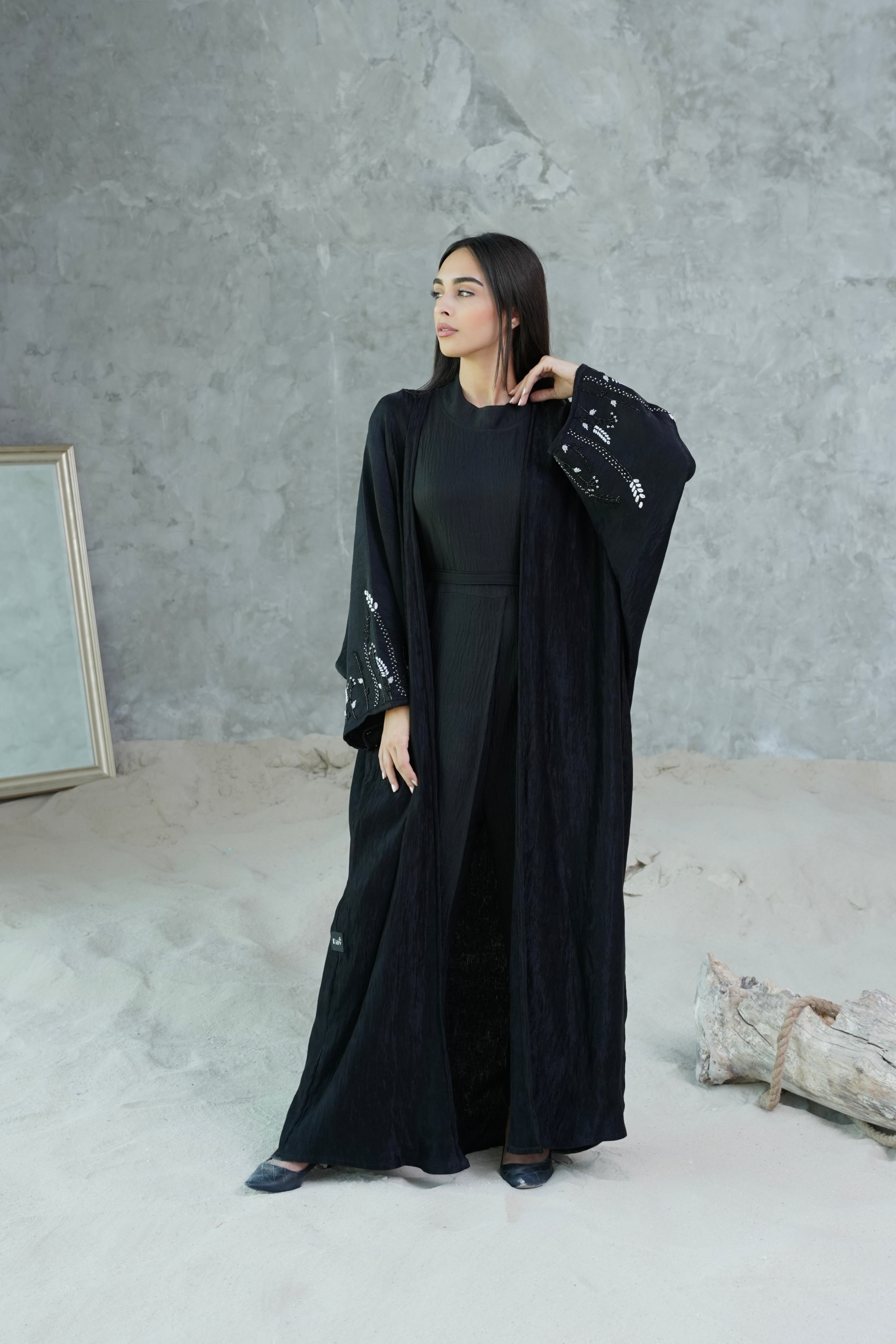 CLASSIC BLACK BISHT ABAYA
#374