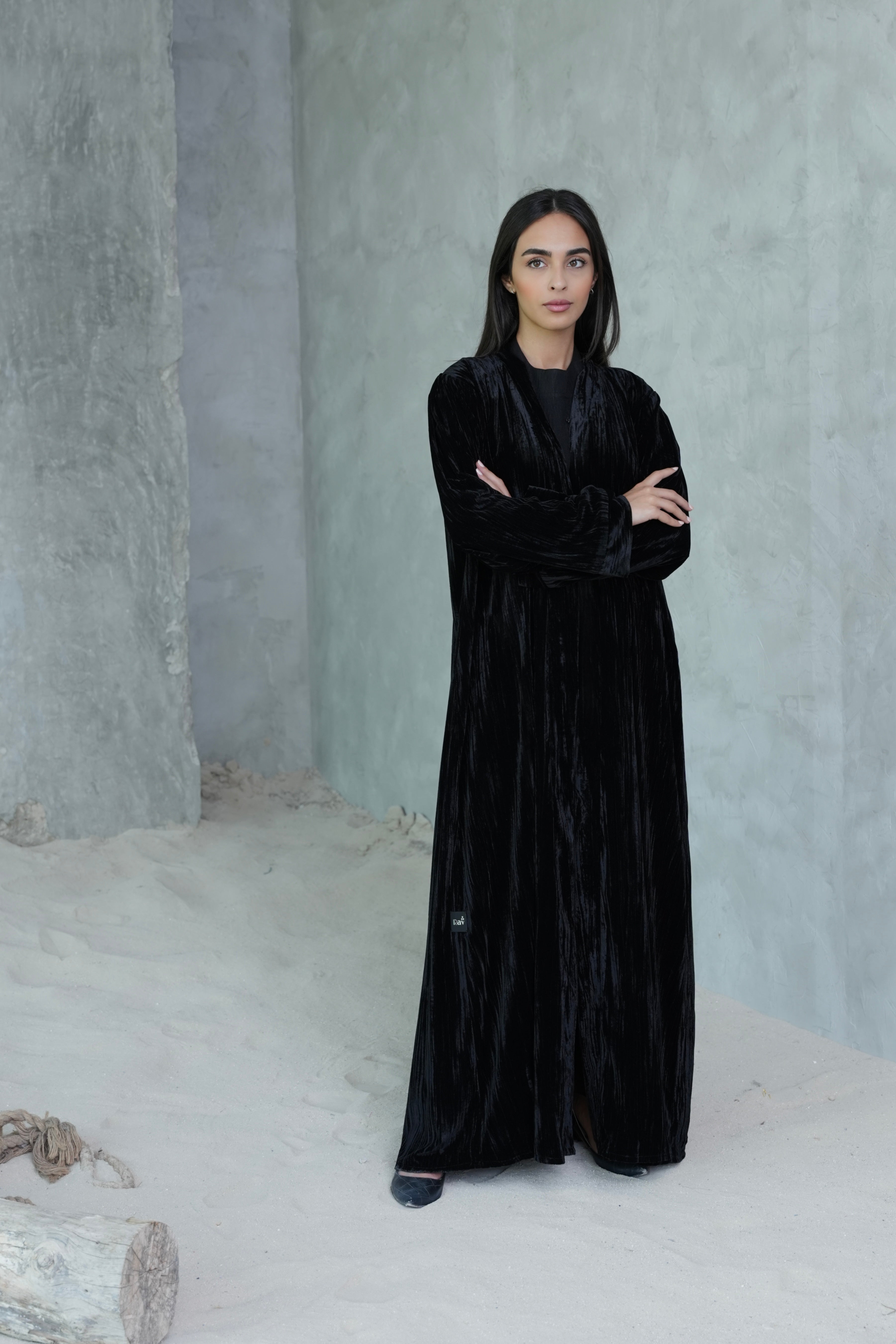 CLASSIC BLACK VELVET ABAYA #375